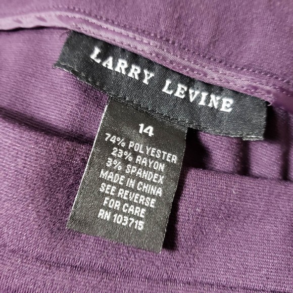 Larry Levine Women's size 14 Purple Knee Length Stretchy Skirt - Picture 6 of 7